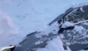 KARA GÖMÜLEN ARAÇ 3 GÜN SONRA KURTARILDI