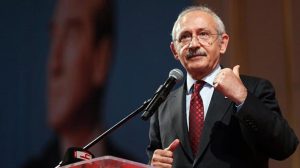 CHP’den 1 yıllığına ihraç edilen Bolu Belediye Başkanı Tanju Özcan da açıklamaya imza attı.