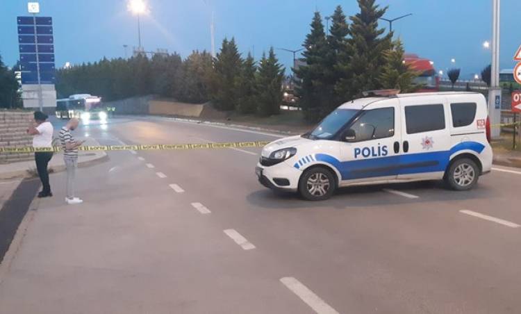 Kaldırıma Bırakılan Cisim Polisi Alarma Geçirdi.