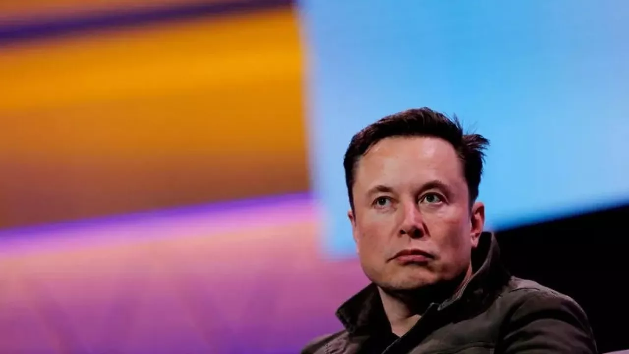 Dünyanın en zengin insanı Elon Musk, bir yılda 170 milyar dolar kaybetti