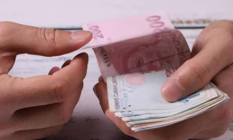 Emekliye Maaş Farkı Bugün Hesaplarda