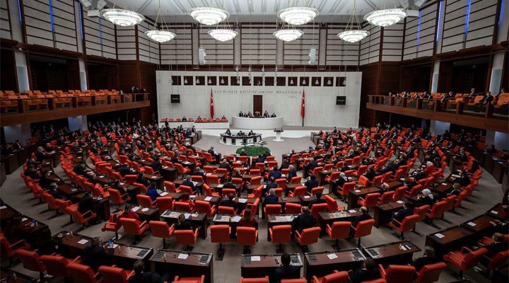 Son dakika… EYT düzenlemesi Meclis’te yasalaştı