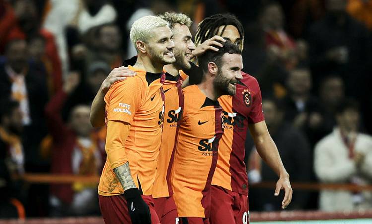 GALATASAY-ATAKAŞ HATAYSPOR’U 4-0 YENDİ.