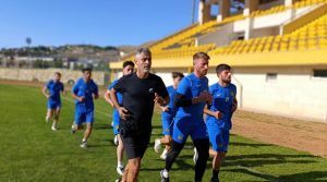 BAYBURT ÖZEL İDARESPOR TOP BAŞI YAPTI