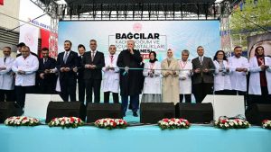 Pankarta AK Parti sebep enflasyon sonuçtur” yazdı tutuklandı