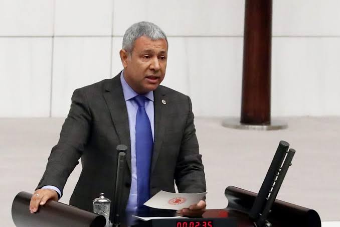 ORHAN SÜMER: “ÇİFTÇİNİN ZOR GÜNÜNDE YANINDA OLMASI İÇİN KURULAN ZİRAAT YANDAŞIN YANINDA”