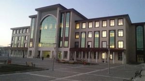 ÜNİVERSİTELERİN AÇILIŞI ERTELENDİ