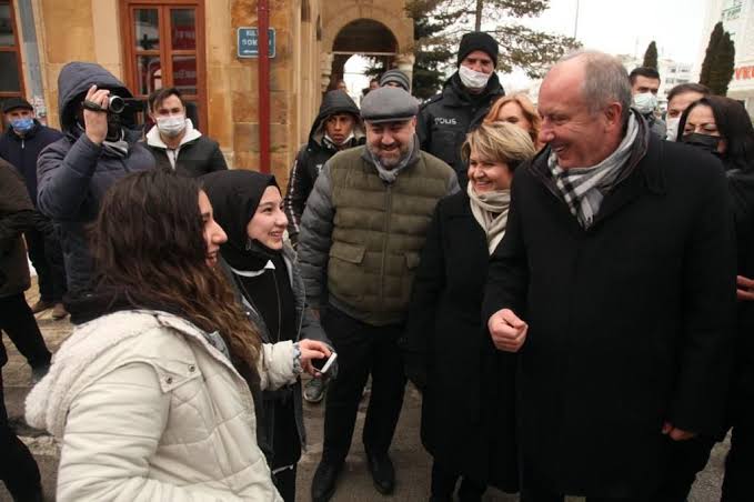 Muharrem İnce Yozgat’tan seslendi:”BU İKTİDAR 21 YIL İÇİNDE VERDİĞİ SÖZLERİN HİÇBİRİNİ TUTAMADI”