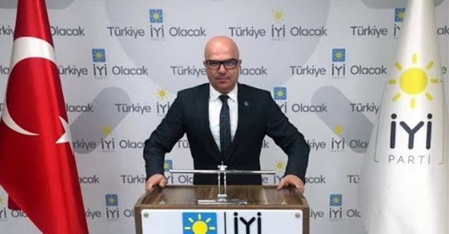 Önder Fatih Şenol Belediye Meclis Üyeliğinden istifa etti.