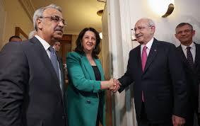 Kılıçdaroğlu’ndan HDP ziyareti sonrası açıklama:”KÜRT SORUNU DAHİL BÜTÜN SORUNLARIN ÇÖZÜM İRADESİ TBMM’DİR”