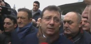 VALİNİN VE BELEDİYE BAŞKANININ ANİDEN İŞİ ÇIKTI.
