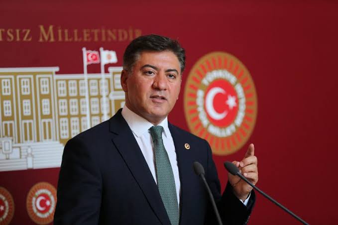 MİLLETVEKİLİ EMİR'İN; “Kimsesiz kalan çocuklar cemaat yurduna verildi mi” sorusunu yanıtlanmadı