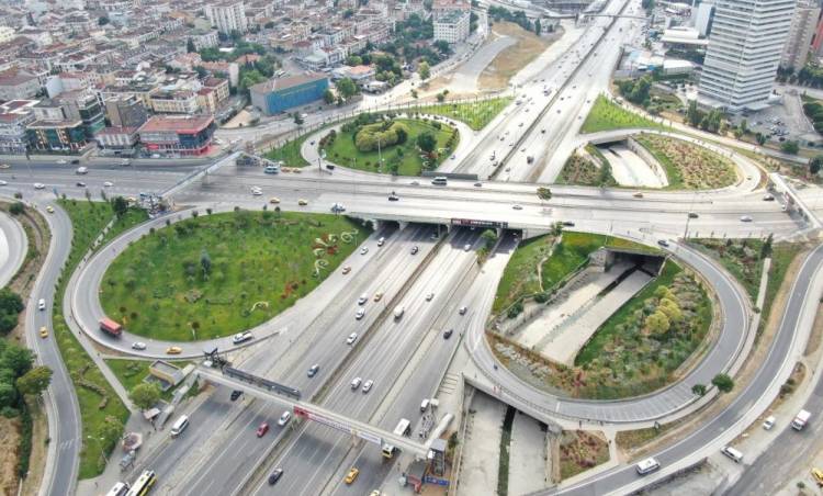 İstanbul’da Yollar Boş Kaldı.