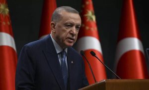 “SEÇİMDEN ÖNCE DOĞALGAZ PETROL FIŞKIRDI”