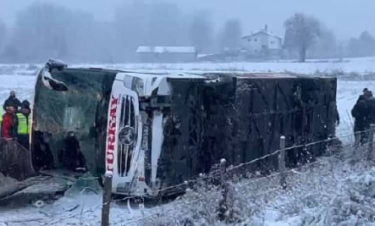 Kastamonu’da Yolcu Otobüsü Devrildi: 6 Kişi Hayatını Kaybetti, 33 Yaralı