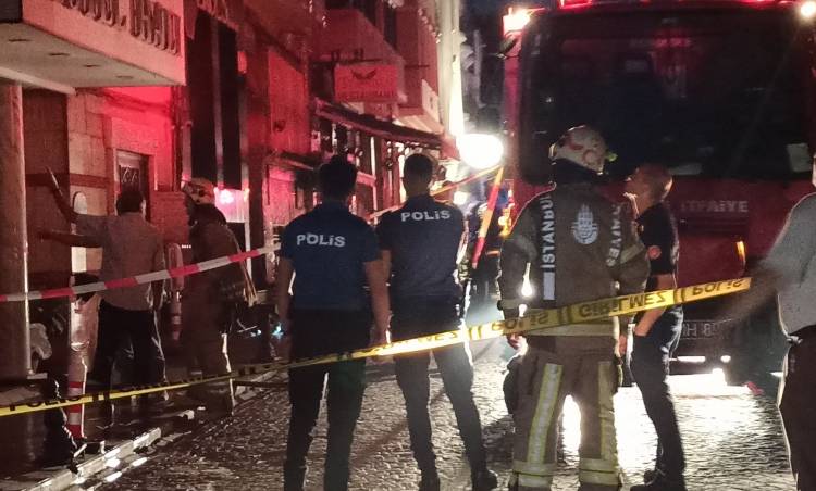 Otelde Yangın Paniği: 40 Kişi Tahliye Edildi.