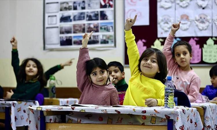 MEB Sınıf Annesi Uygulamasını Yasakladı.