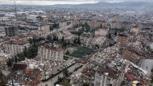 NE 6 LI MASA NEDE SİYASET “Hatay’da su yok” hashtag’i ile konuyu Twitter’da Türkiye’nin gündemine taşıdı.