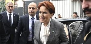 MERAL AKŞENER 3 MART TERK ETTİĞİ MASAYA 6 MARTTA GERİ DÖNDÜ