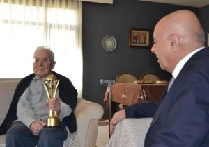 FIRAT KIZILTUĞ’A ÖDÜL